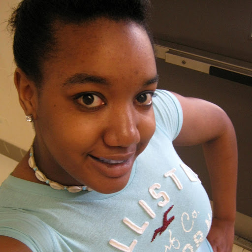 Danielle Anderson Photo 42