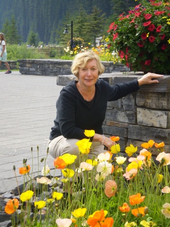 Elise Brown Photo 7