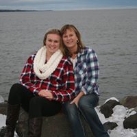 Julie Howell Photo 14