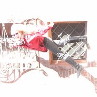 Caroline Fuchs Photo 16