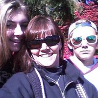 Amanda Robbins Photo 6