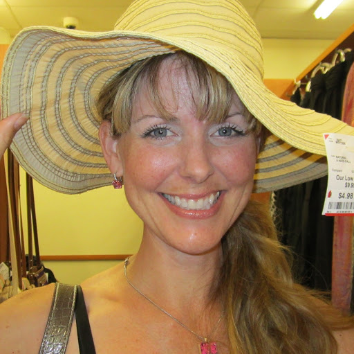 Angela Garretson Photo 5