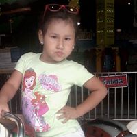 Deborah Blanco Photo 20
