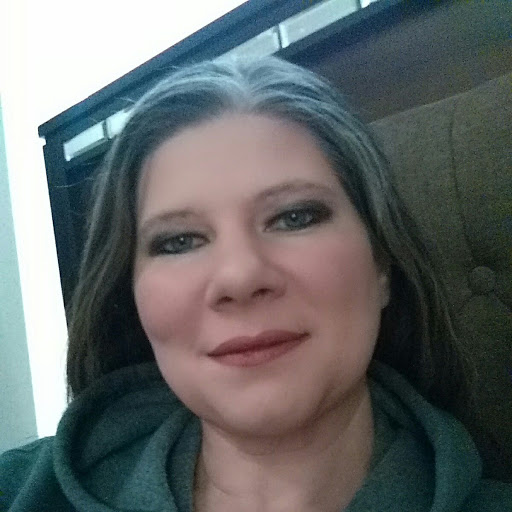 Christina Coates Photo 32