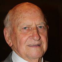 Robert Menke Photo 19