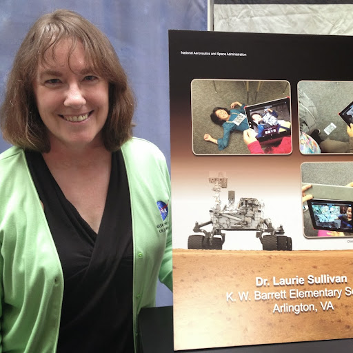 Laurie Sullivan Photo 32
