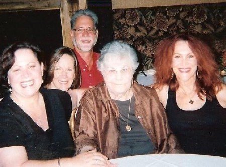 Linda Stein Photo 12