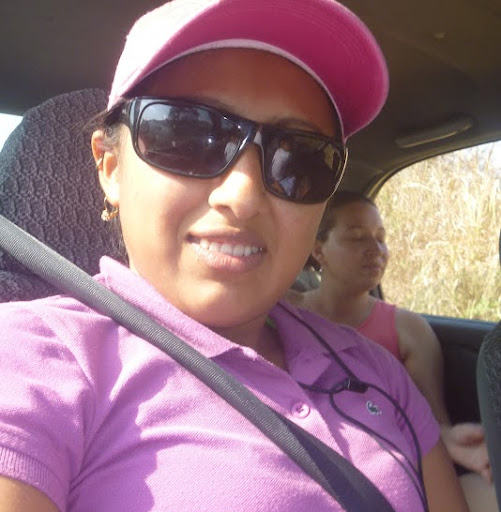 Evelyn Zavala Photo 8