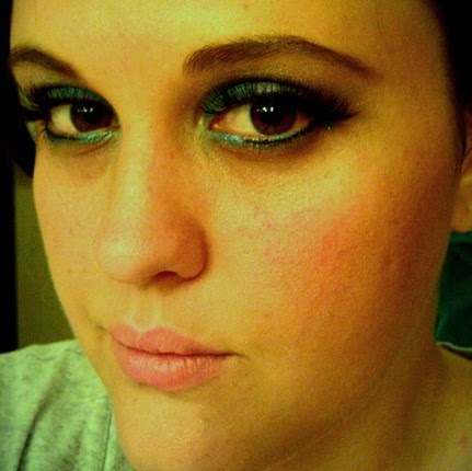 Elizabeth Cross Photo 43