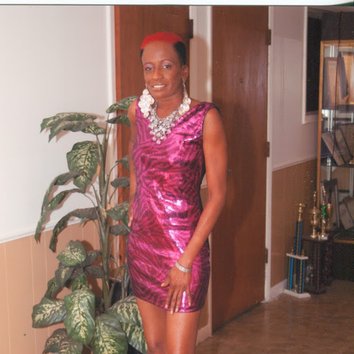 Regina Hill Photo 27