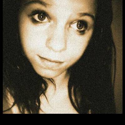 Haley Robinson Photo 6