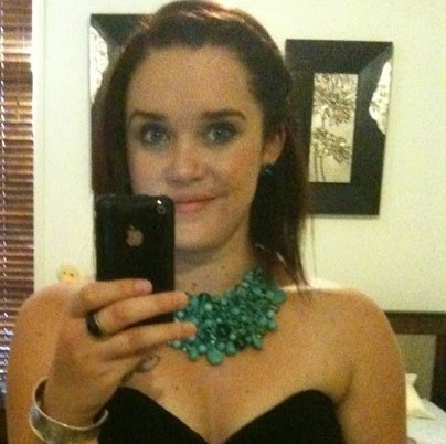 Sara Gray Photo 34