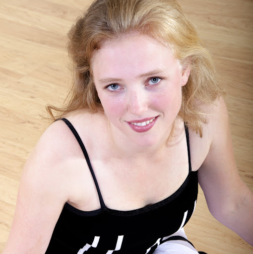 Rebecca Morgan Photo 17
