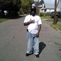 Leron Brown Photo 3