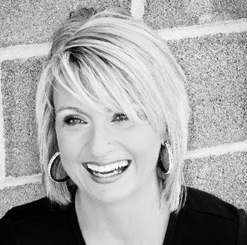 Rhonda Young Photo 22