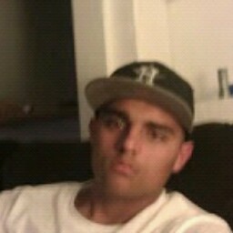 Joshua Torres Photo 10