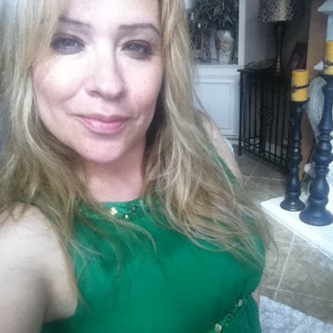 Gloria Myers Photo 33