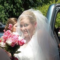 Elizabeth Friend Photo 33