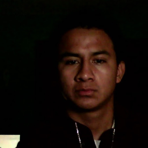 Isaac Gonzalez Photo 19