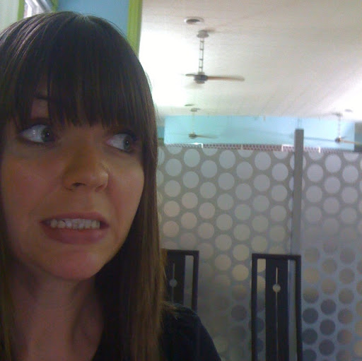 Laura Hunt Photo 28