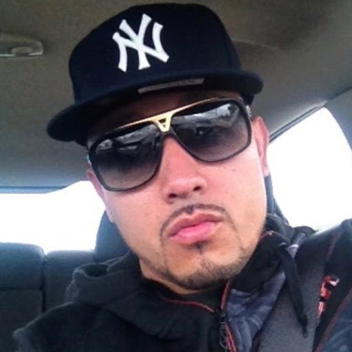 Eddy Rodriguez Photo 26