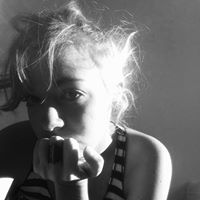 Natalie Greene Photo 9