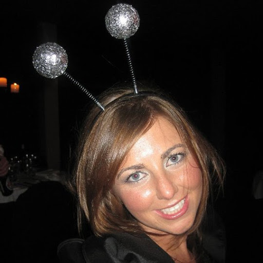 Rachelle Moore Photo 28