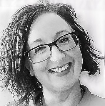 Theresa Regan Photo 4