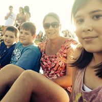 Annette Holbrook Photo 10