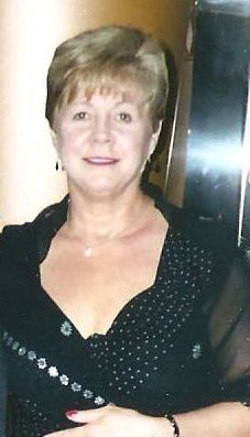 Paula Jones Photo 14