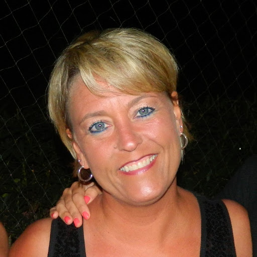 Lauri Conner Photo 6