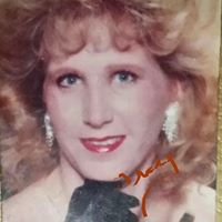 Traci Strickland Photo 21