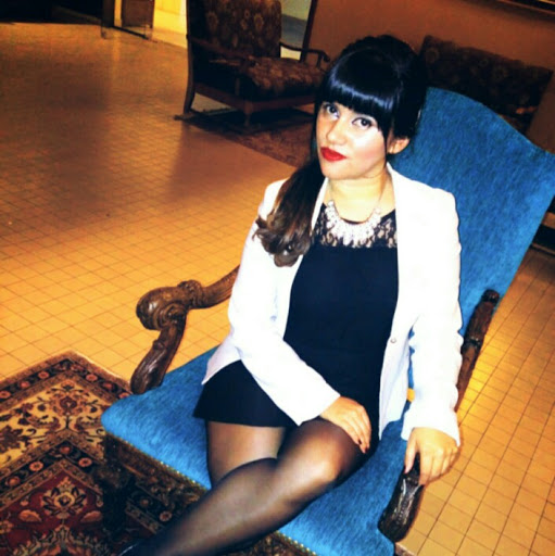 Debbie Ortiz Photo 20