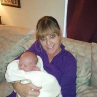 Laura Stroud Photo 24