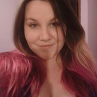 Samantha Bennett Photo 18