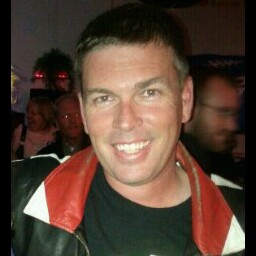 Jamie Fielder Photo 4