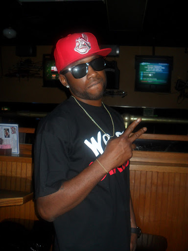 Jeffrey Laster Photo 6