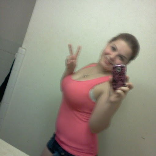 Jessica Schmidt Photo 5