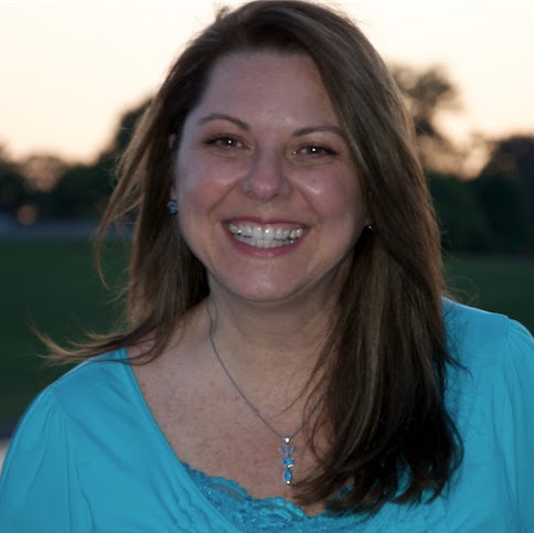 Lori Holt Photo 19