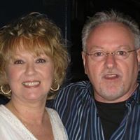 Dee Collins Photo 46