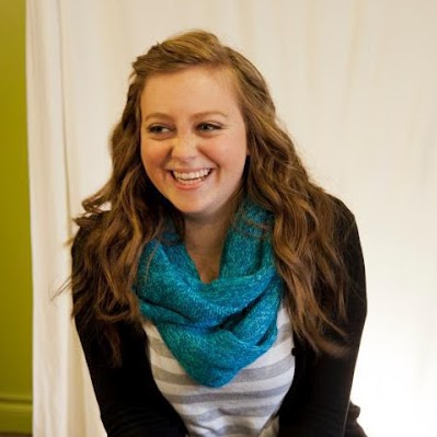 Alyson Clements Photo 11