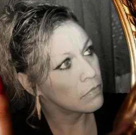 Martha Alvarez Photo 17