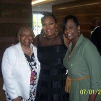 Carole Clark Photo 19