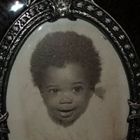 Troy Banks Photo 9