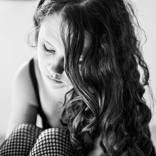 Sara Savage Photo 5