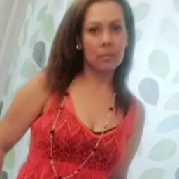 Jeannette Flores Photo 15