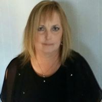 Debbie Thacker Photo 15
