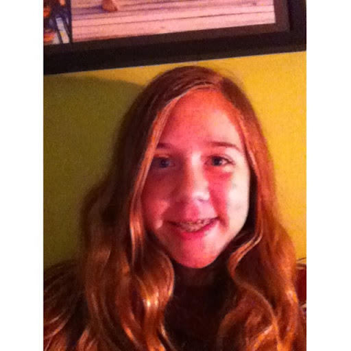 Madeline Moore Photo 30