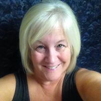 Jackie Holt Photo 35