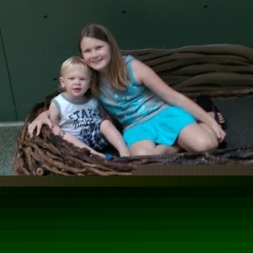 Amy Carroll Photo 3